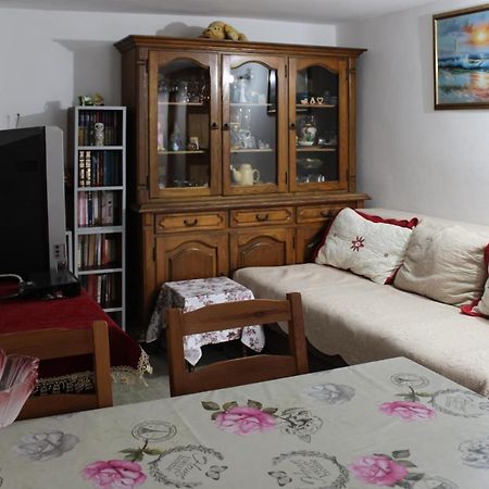 Apartman Lana Petrovac Εξωτερικό φωτογραφία